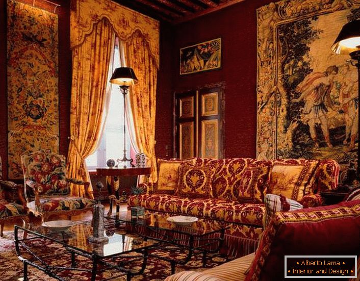 Luksusowe meble tapicerowane w ciężkim gobelinie do luksusowego salonu.