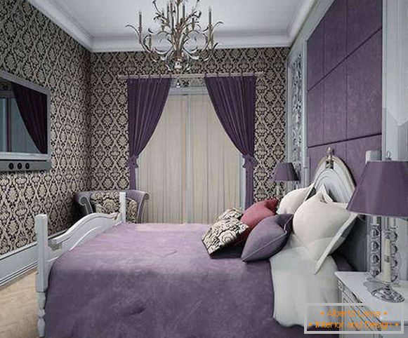 Sypialnia w fioletowych odcieniach - zdjęcia z wzorzystą tapetą