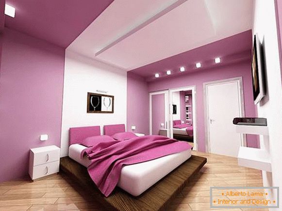 Nowoczesna sypialnia w jasnym kolorze liliowym