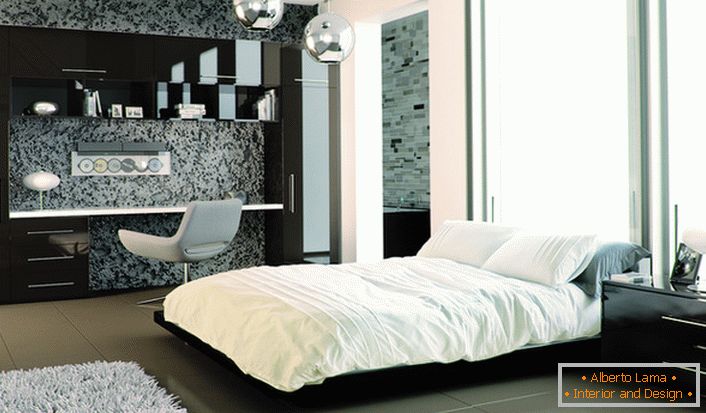 W projektowaniu sypialni meble z błyszczącą powierzchnią z powodzeniem łączone są z matowymi ścianami.