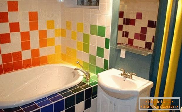 Kolorowe kafelki w łazience