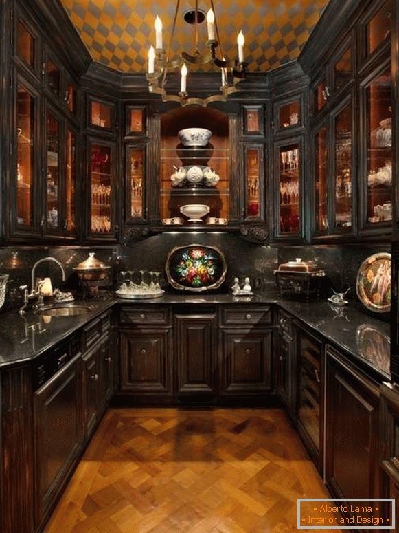 Elementy ozdobne do wnętrza kuchni w stylu klasycznym