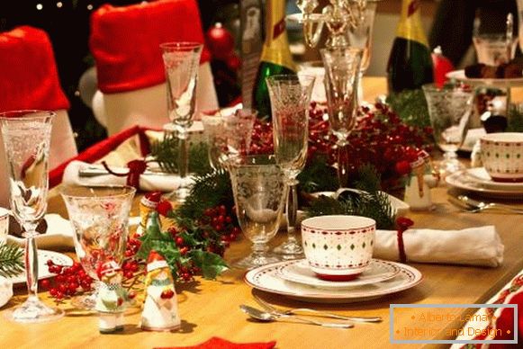 Dekoracja stołu noworocznego 2017 - najlepsze pomysły