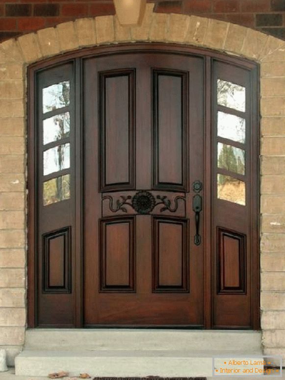 drewniane drzwi wejściowe z litego drewna, fot. 2
