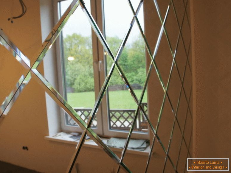 Panel lustrzany na ścianie - 55 zdjęć pomysłów we wnętrzu