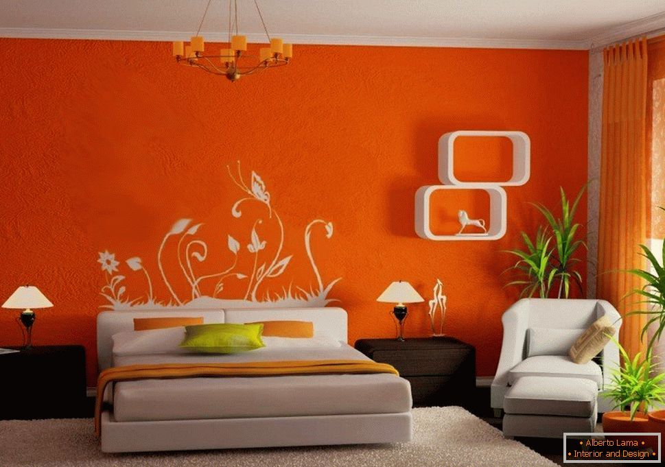Połączenie pomarańczowych ścian i białych mebli